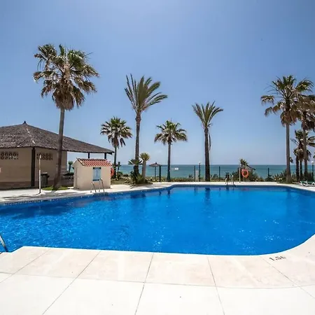 Vistas Al Mar Panorámicas En Apartamento *